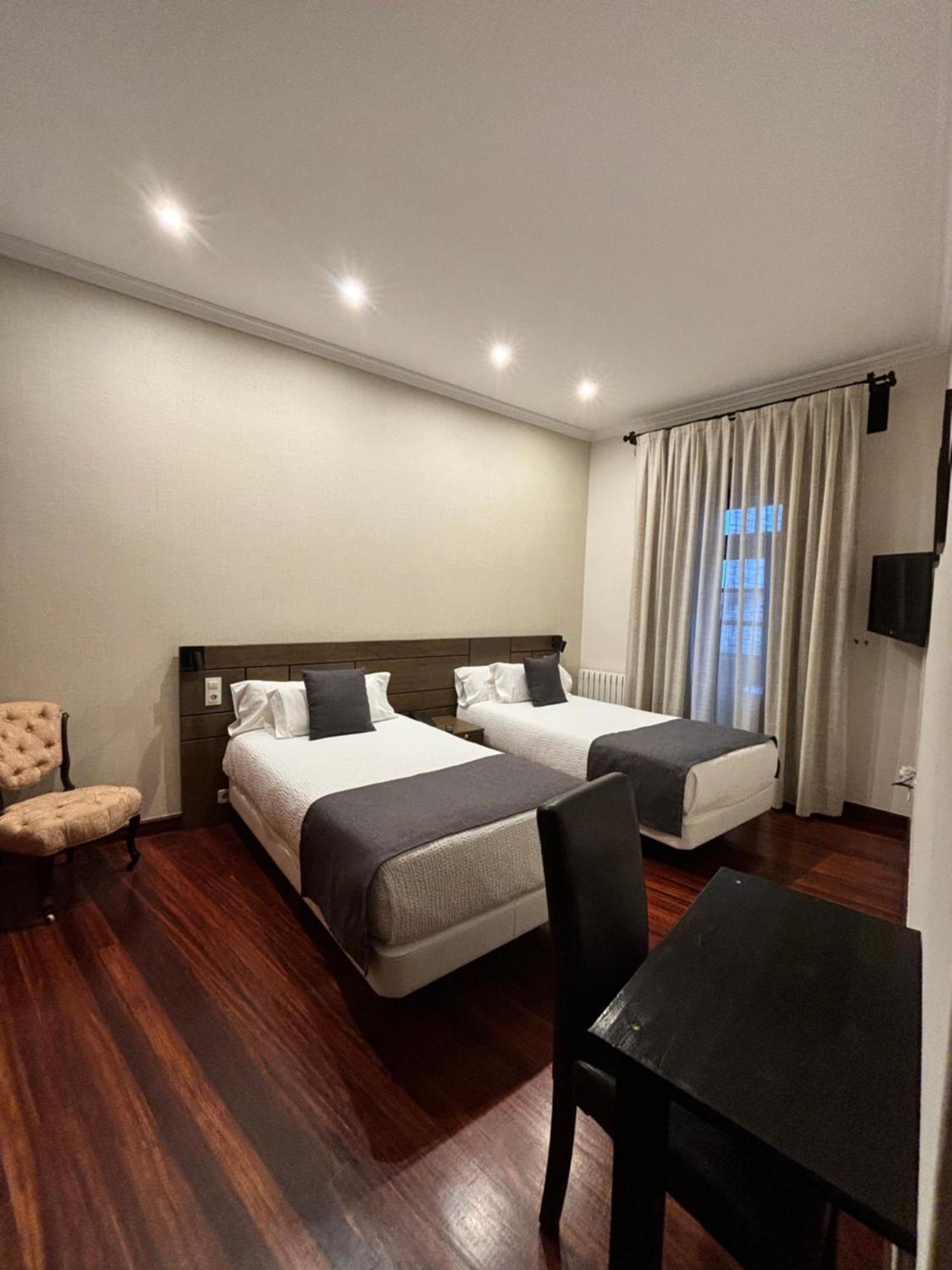 Hotel A Torre Do Xudeu Туй Экстерьер фото