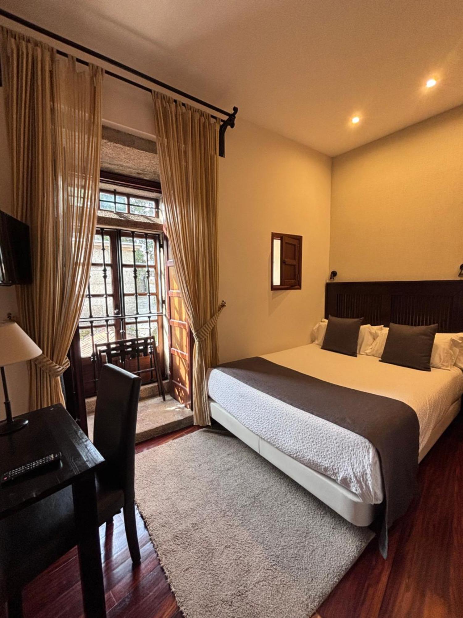 Hotel A Torre Do Xudeu Туй Экстерьер фото
