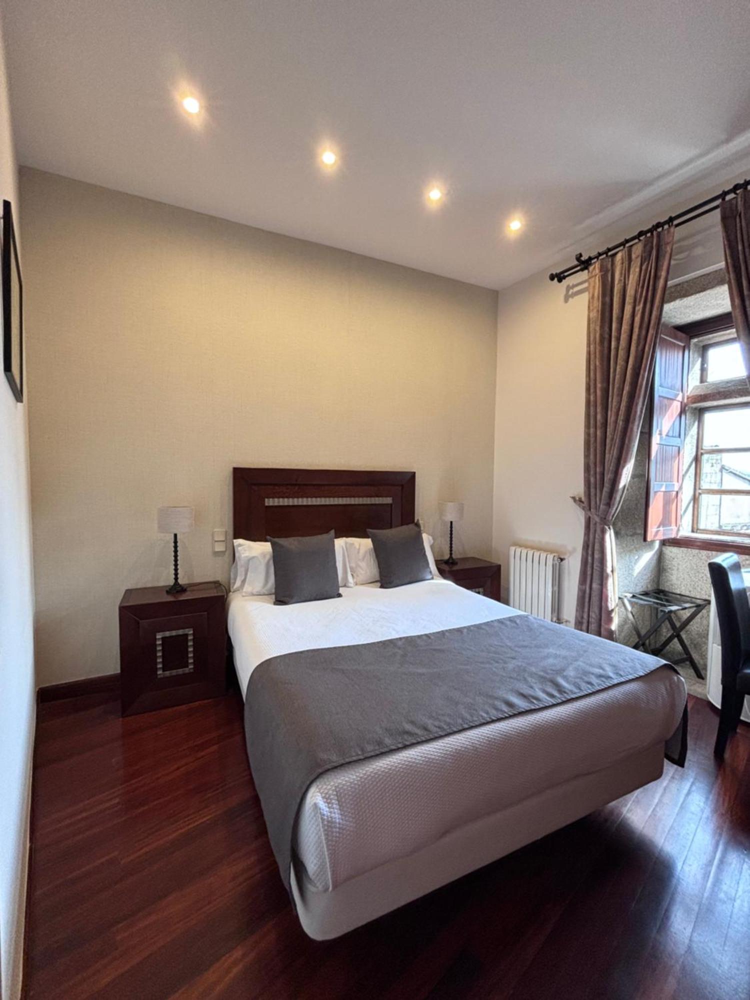 Hotel A Torre Do Xudeu Туй Экстерьер фото