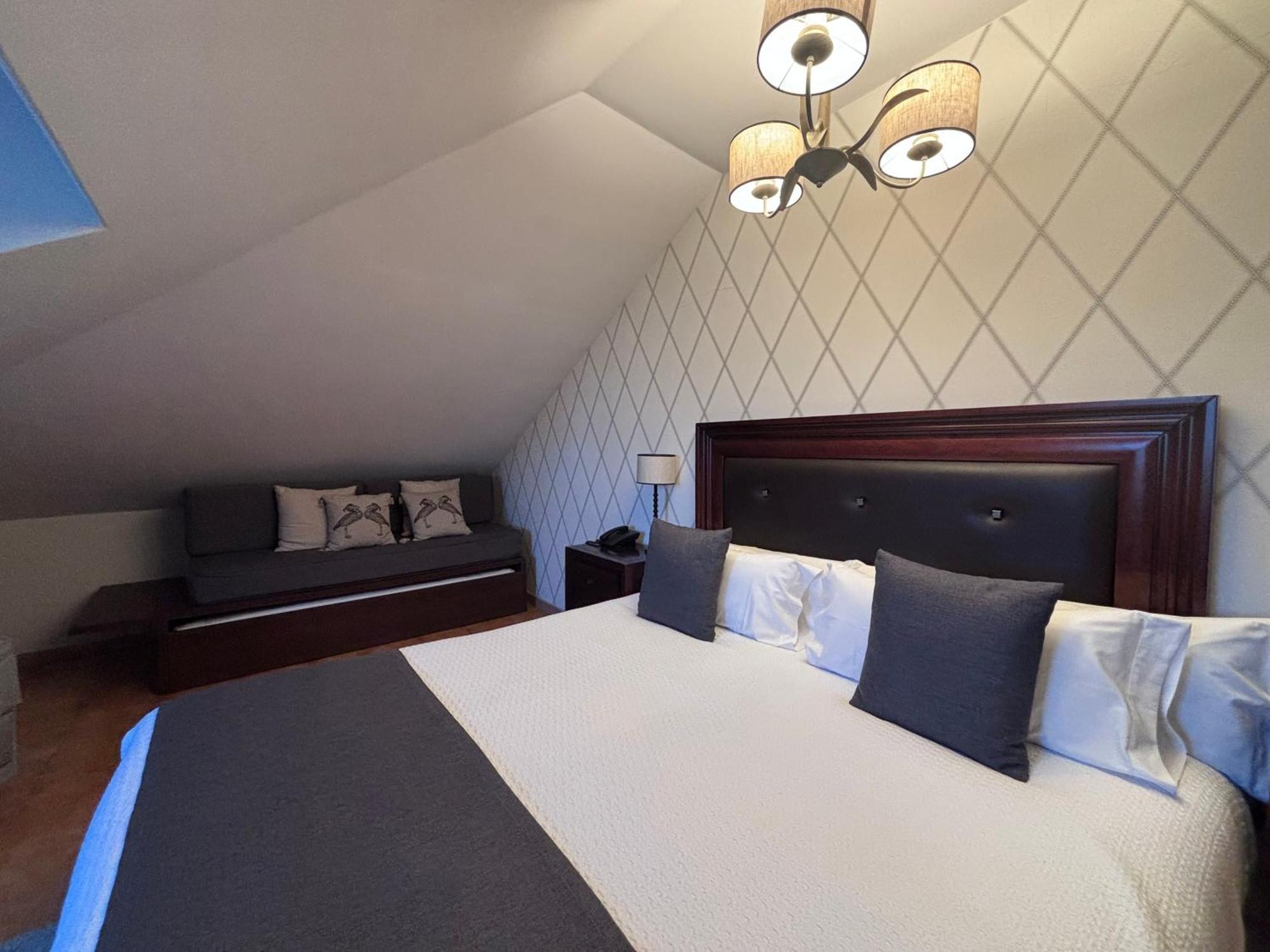 Hotel A Torre Do Xudeu Туй Экстерьер фото
