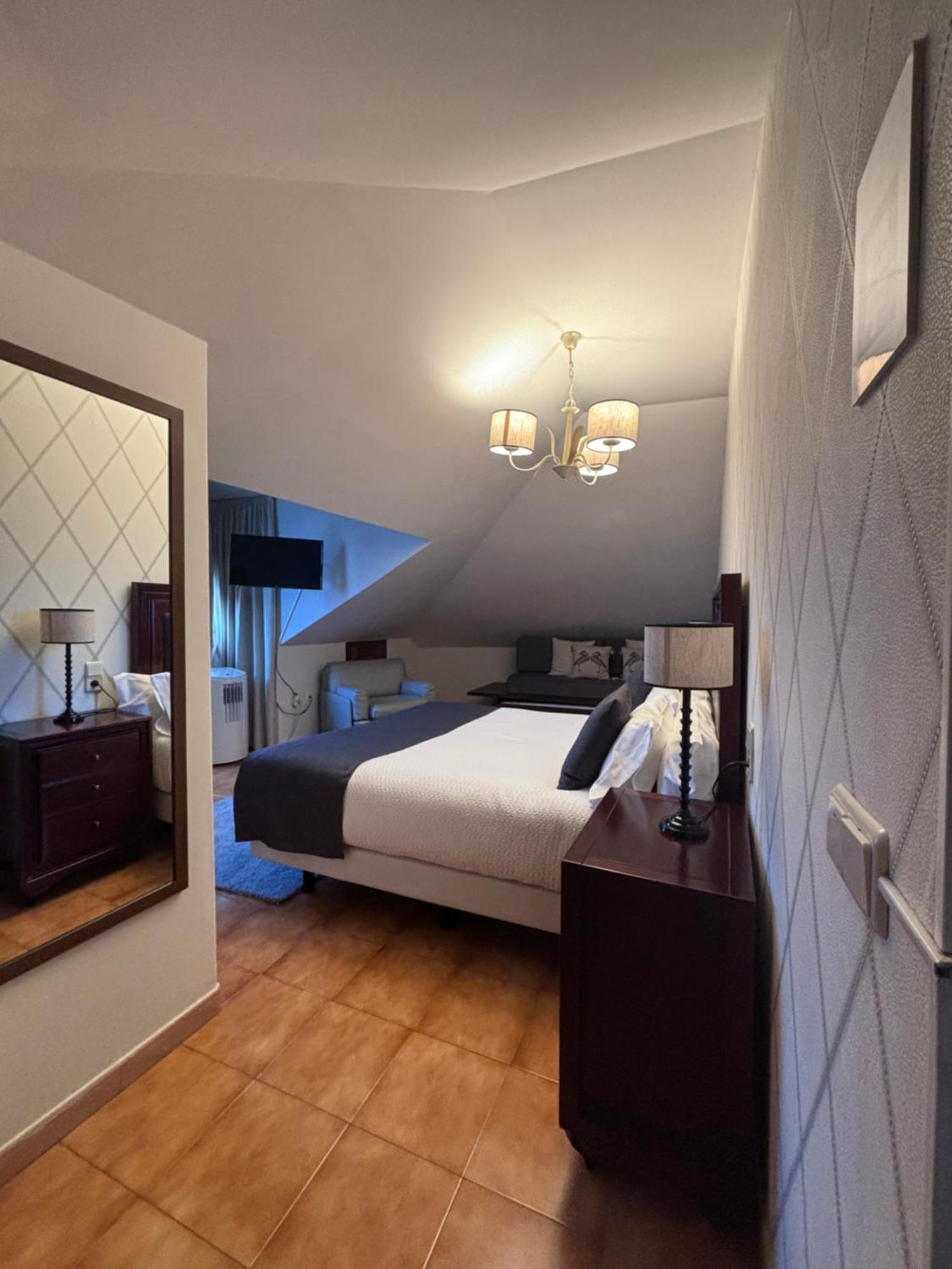 Hotel A Torre Do Xudeu Туй Экстерьер фото